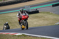 brands-hatch-photographs;brands-no-limits-trackday;cadwell-trackday-photographs;enduro-digital-images;event-digital-images;eventdigitalimages;no-limits-trackdays;peter-wileman-photography;racing-digital-images;trackday-digital-images;trackday-photos